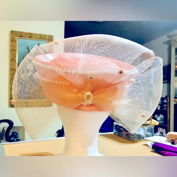 Vintage Pillbox Hat 1960-70 beaded & bow Fun - Picture 2 of 8